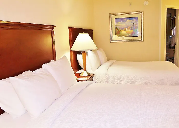 Hotel Baymont By Wyndham