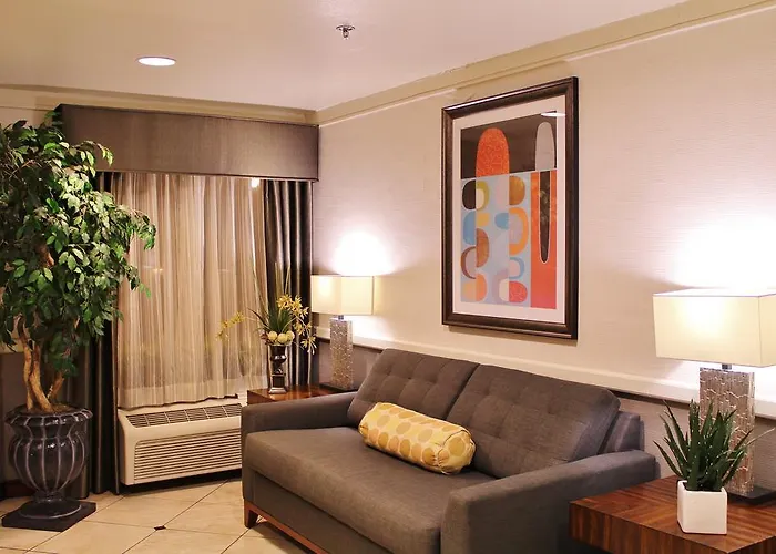 Baymont By Wyndham